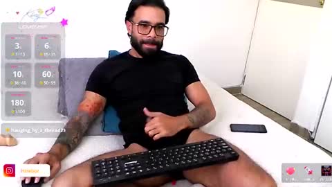 Hunter man online show from June 2026 08:46:01 PM