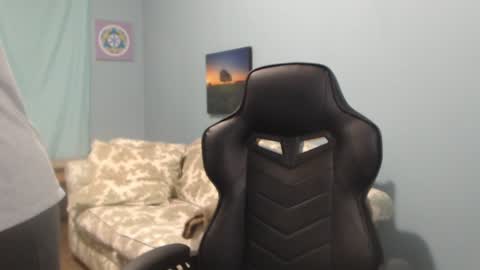 TreeJeanne online show from December 2024 03:42:01 PM