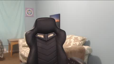 TreeJeanne online show from December 2024 05:33:02 PM