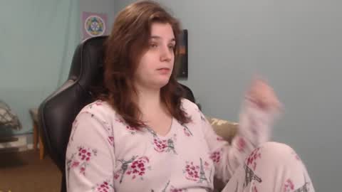 TreeJeanne online show from February 2025 12:48:01 AM