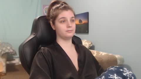 TreeJeanne online show from February 2025 03:52:02 AM