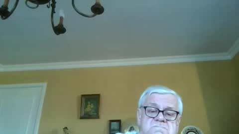 Snapshot of trekbeestje1 chatting on March 2026 04:47:02 PM trekbeestje online show from March 2026 04:47:02 PM