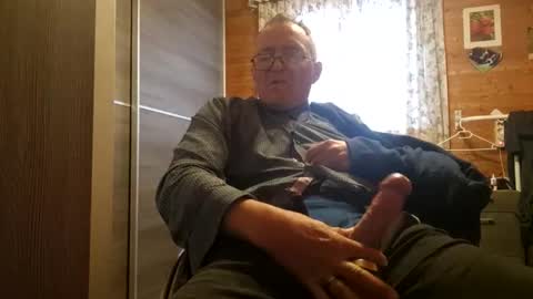 trekkertje12345 online show from April 2026 10:32:02 AM