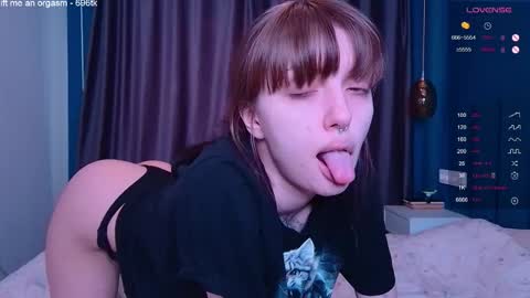 Karolina online show from May 2026 03:07:01 PM