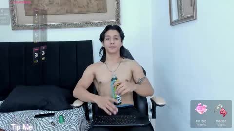 Snapshot of trevor_belmon chatting on November 2025 04:01:02 AM Trevor Belmon online show from November 2025 04:01:02 AM