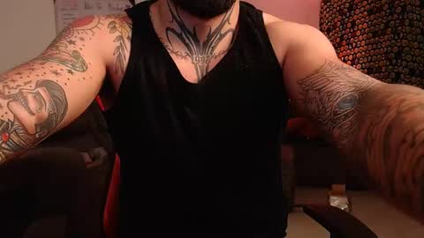 Snapshot of trevor_hilton_ chatting on February 2025 01:41:01 AM trevor online show from February 2025 01:41:01 AM