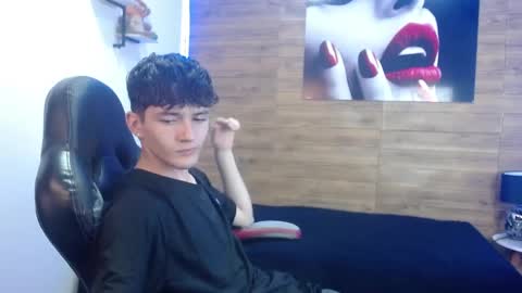 Snapshot of trevor_mob chatting on April 2026 06:49:02 PM trevor_mob online show from April 2026 06:49:02 PM