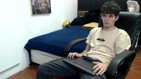 Snapshot of trevor_mob chatting on June 2026 02:30:02 PM trevor_mob online show from June 2026 02:30:02 PM
