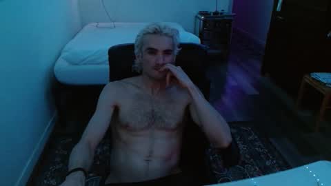 Trey online show from December 2025 08:12:01 AM