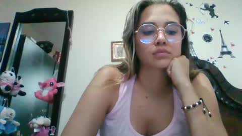 triana_bell online show from February 2025 11:01:02 PM