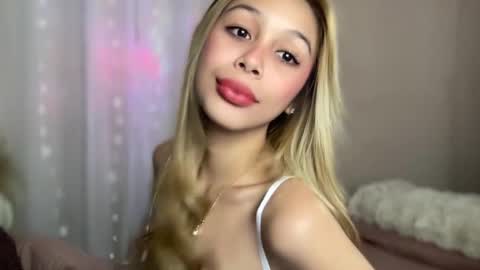 Triana online show from February 2025 02:18:01 PM