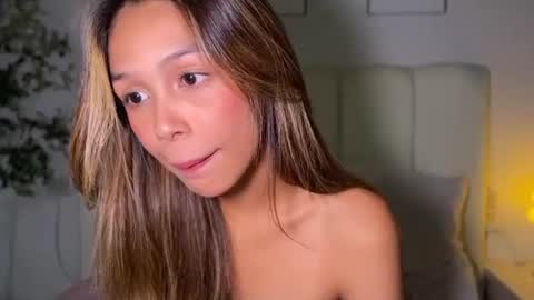Snapshot of triana_ortega chatting on July 2026 09:19:01 PM Triana online show from July 2026 09:19:01 PM