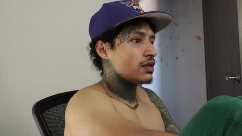 - trieone online show from September 2025 09:14:01 PM