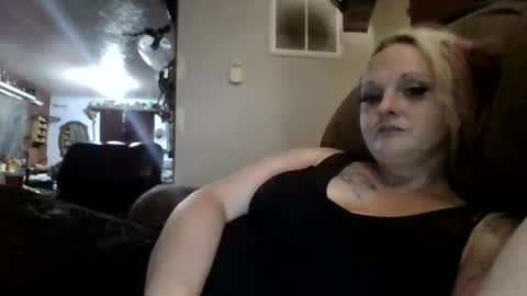 trinitysbangin online show from February 2025 06:33:01 AM