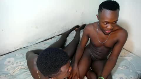 Trisboo5 online show from December 2024 12:19:01 AM