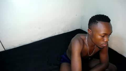 Trisboo5 online show from December 2024 06:35:02 PM