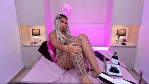 TRISHA online show from February 2025 07:16:02 AM