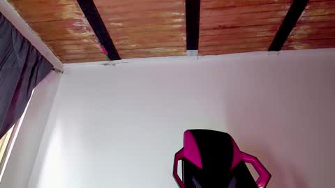 trix_ebony online show from November 2025 08:10:01 PM