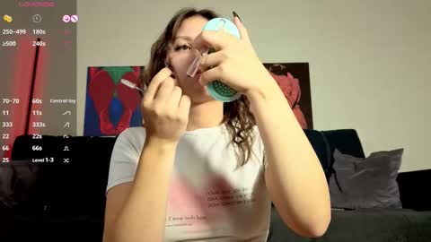 trixibell online show from December 2025 04:20:02 AM