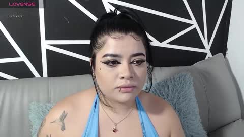 Snapshot of trixxiee_ chatting on September 2025 09:54:02 AM trixxiee_ online show from September 2025 09:54:02 AM