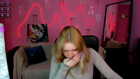 Trixy online show from March 2026 06:52:02 AM