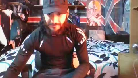 Andrew online show from December 2025 07:12:02 PM