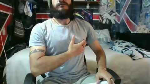 Snapshot of trizquelmen chatting on May 2026 05:29:02 PM Andrew online show from May 2026 05:29:02 PM