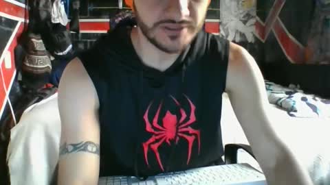 Snapshot of trizquelmen chatting on May 2026 04:01:02 PM Andrew online show from May 2026 04:01:02 PM
