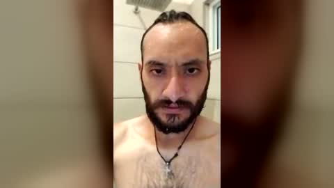 Snapshot of trizquelmen chatting on June 2026 02:21:01 AM Andrew online show from June 2026 02:21:01 AM