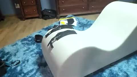 trojanswingers online show from July 2026 06:31:02 AM