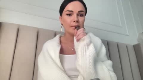 Victoria online show from February 2025 07:26:02 AM