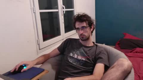 trucdeoufouf online show from January 2025 09:43:01 PM