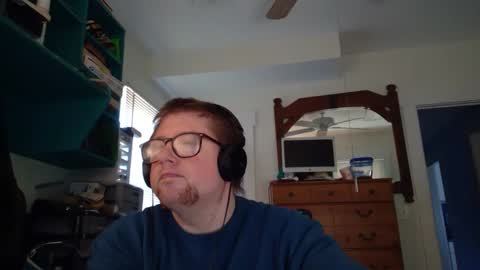 Snapshot of true_manofworth chatting on December 2024 07:21:02 PM HandicappedLaugher online show from December 2024 07:21:02 PM