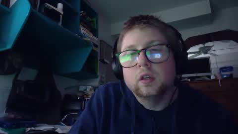 Snapshot of true_manofworth chatting on January 2025 06:59:01 AM HandicappedLaugher online show from January 2025 06:59:01 AM