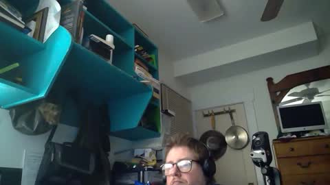 Snapshot of true_manofworth chatting on January 2025 06:38:02 AM HandicappedLaugher online show from January 2025 06:38:02 AM