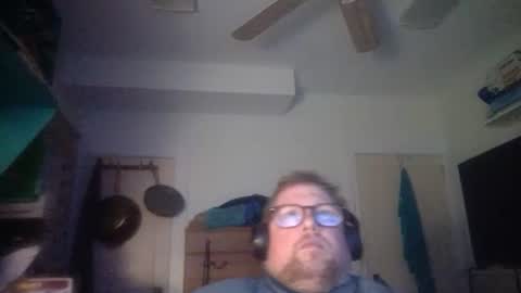 Snapshot of true_manofworth chatting on October 2025 06:37:01 AM HandicappedLaugher online show from October 2025 06:37:01 AM