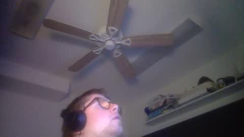 Snapshot of true_manofworth chatting on December 2025 03:55:01 AM HandicappedLaugher online show from December 2025 03:55:01 AM