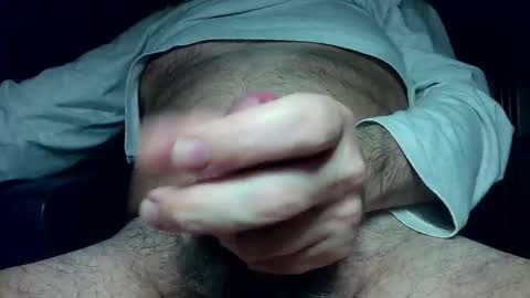 Snapshot of trukutrunks1 chatting on November 2025 10:32:01 PM trukutrunks1 online show from November 2025 10:32:01 PM