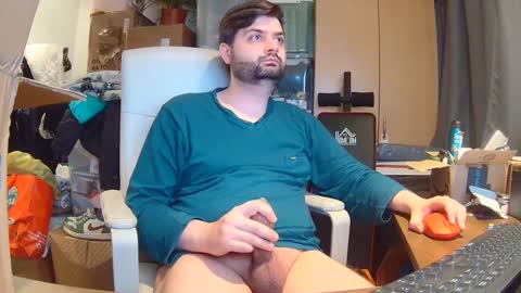 Trustmelove online show from February 2025 07:13:02 AM