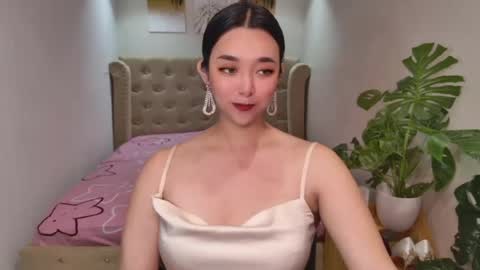 ts_yoshi_ online show from July 2026 10:58:02 PM