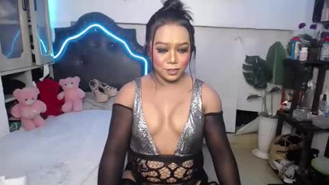 tsamandaxxx online show from December 2024 04:04:02 PM