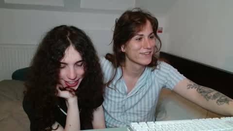 TSBubbles online show from September 2025 10:11:01 PM