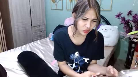 SHENA  online show from February 2025 08:42:01 AM