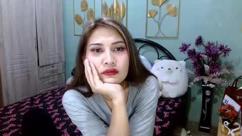 SHENA  online show from February 2025 06:59:02 PM