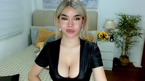 Graciella online show from November 2025 07:11:02 AM