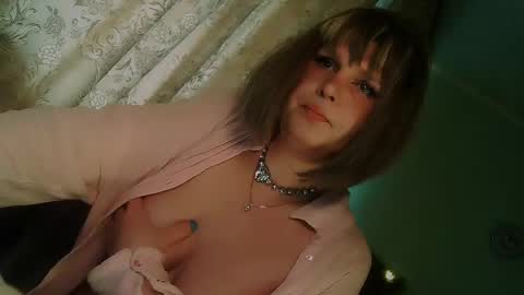Snapshot of tspostophere chatting on June 2026 10:52:01 AM Annika online show from June 2026 10:52:01 AM