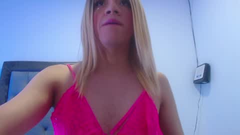 Snapshot of tssalomee chatting on June 2026 04:57:01 AM Salome IG Salomeeblondex online show from June 2026 04:57:01 AM