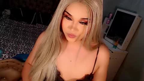 jayvie online show from October 2025 02:25:02 PM