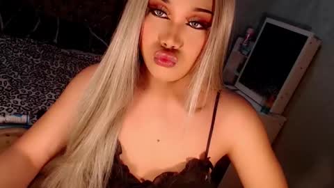 jayvie online show from October 2025 07:07:02 AM