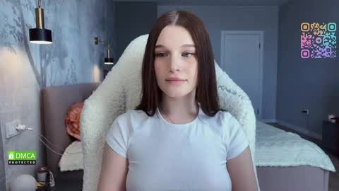 Snapshot of tsukuemi_no_mikoto chatting on May 2026 03:24:02 AM Sonya on vacation until online show from May 2026 03:24:02 AM